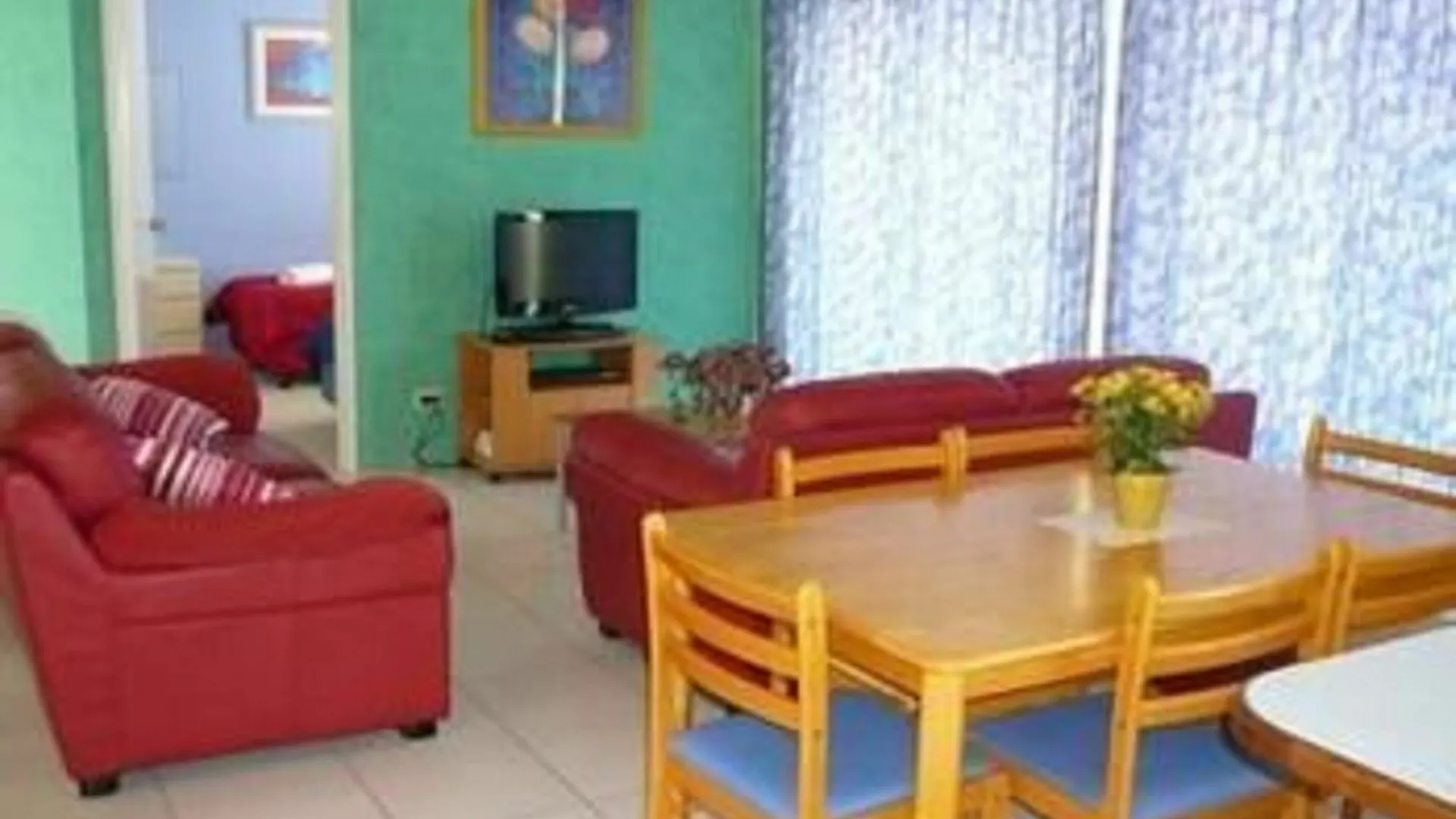 Bayviews And Harbourview Holiday Apartments Sunshine Coast Australia