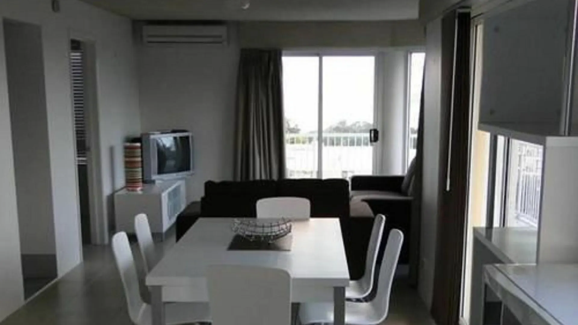Bayviews And Harbourview Holiday Apartments Sunshine Coast
